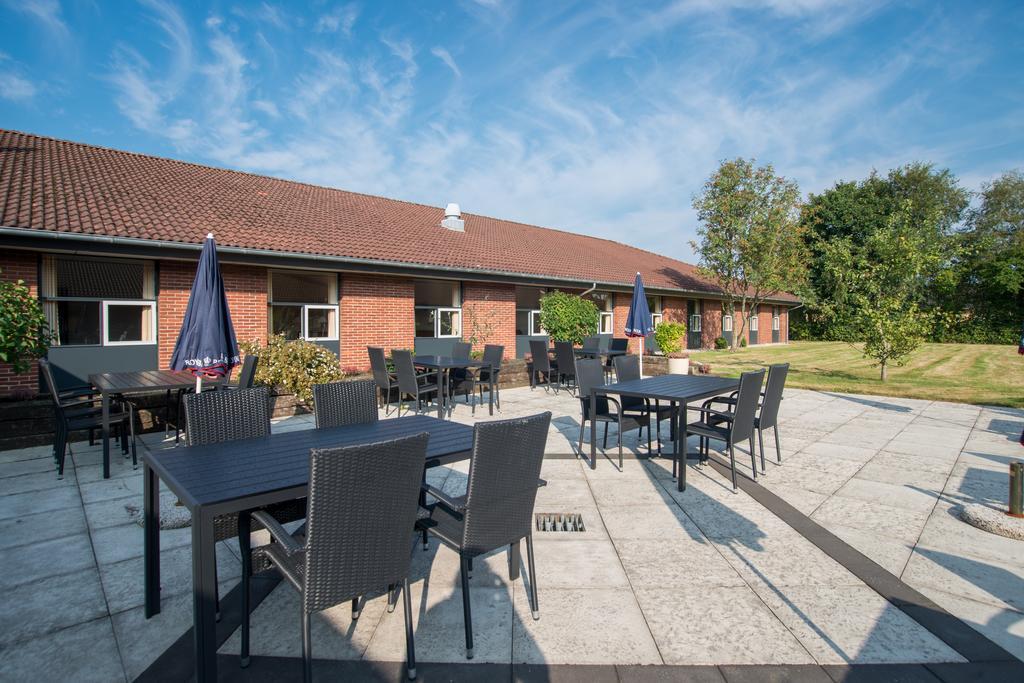 Hotel Lynggaarden Herning Exterior photo