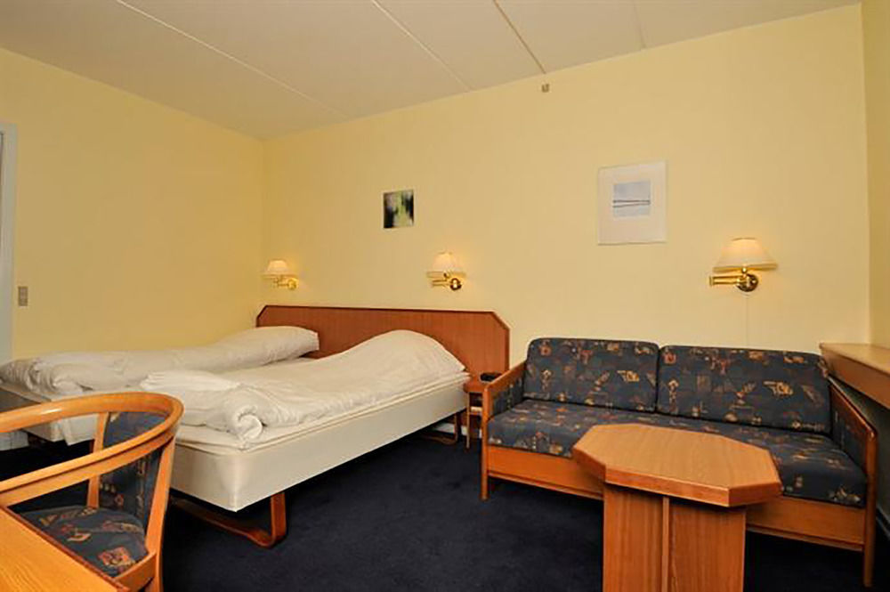 Hotel Lynggaarden Herning Exterior photo