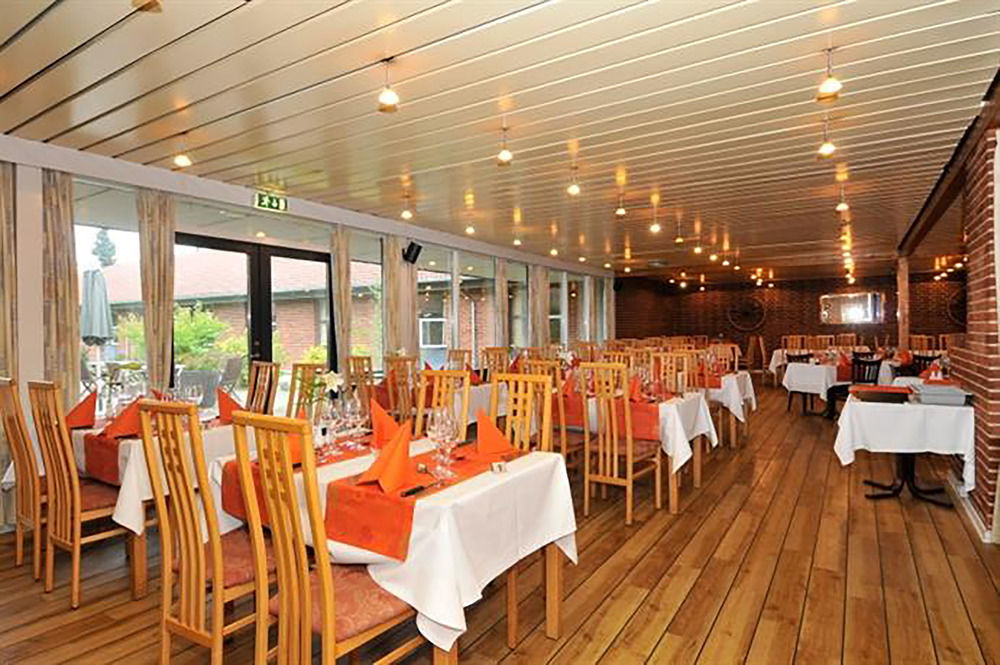 Hotel Lynggaarden Herning Exterior photo